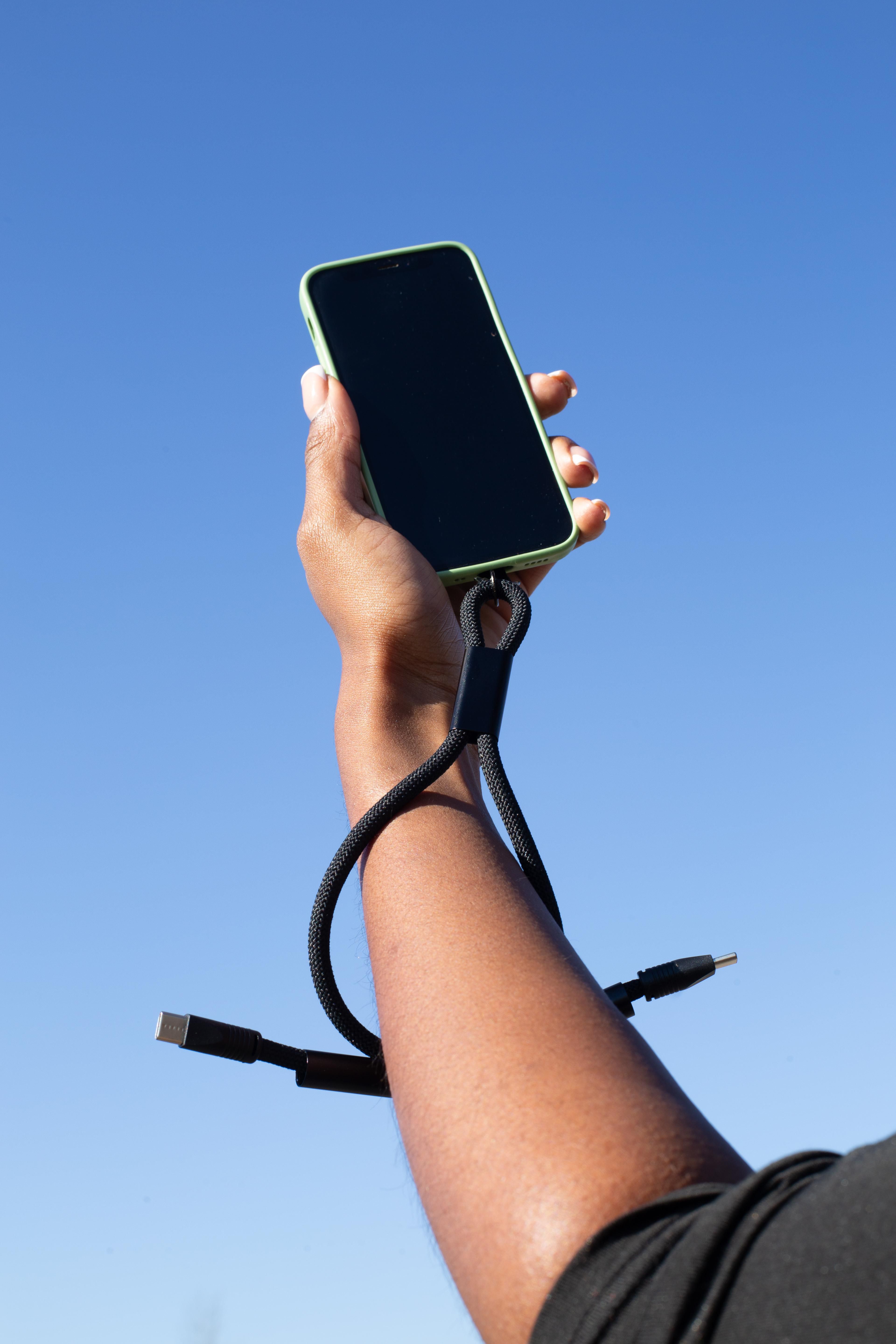 Vue 5 de Wrist Lanyard 2-in-1 GRS RPET Load & Sync USB Cable