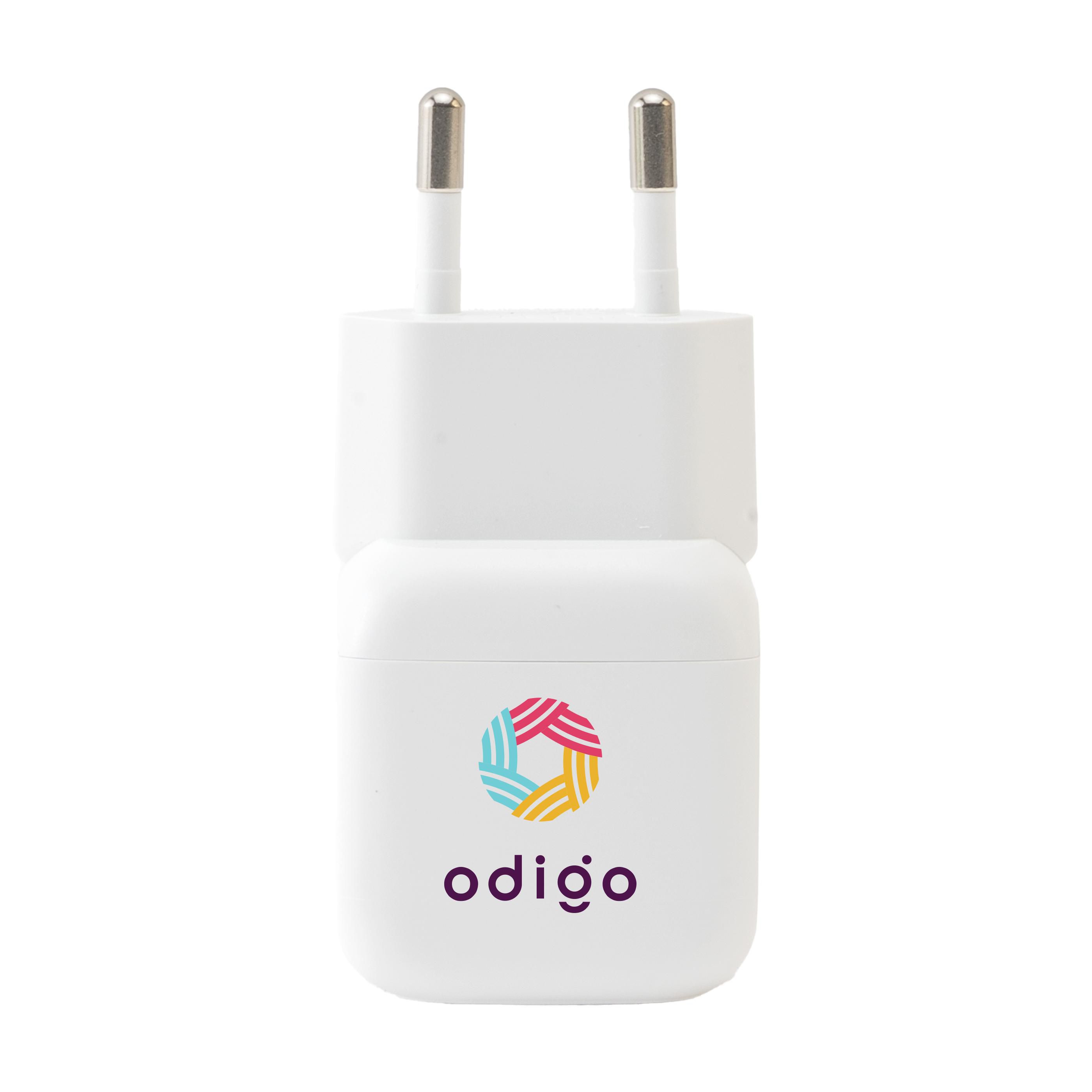 Vue 2 de Belkin 45W USB PD Wall Charger avec PPS et Cable