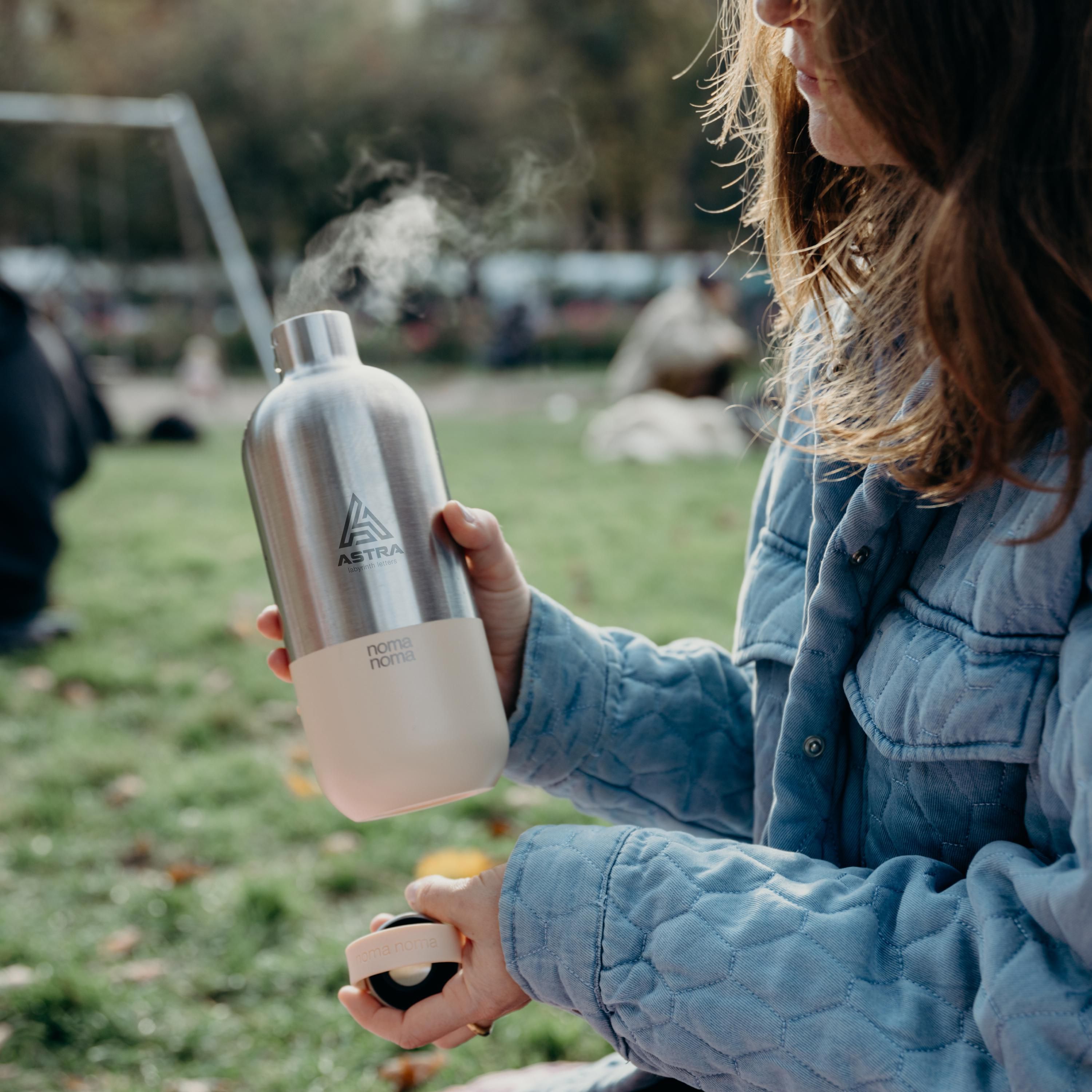 Vue 6 de Noma Noma Recycled Steel Insulated Bottle 750 ml bouteille thermos