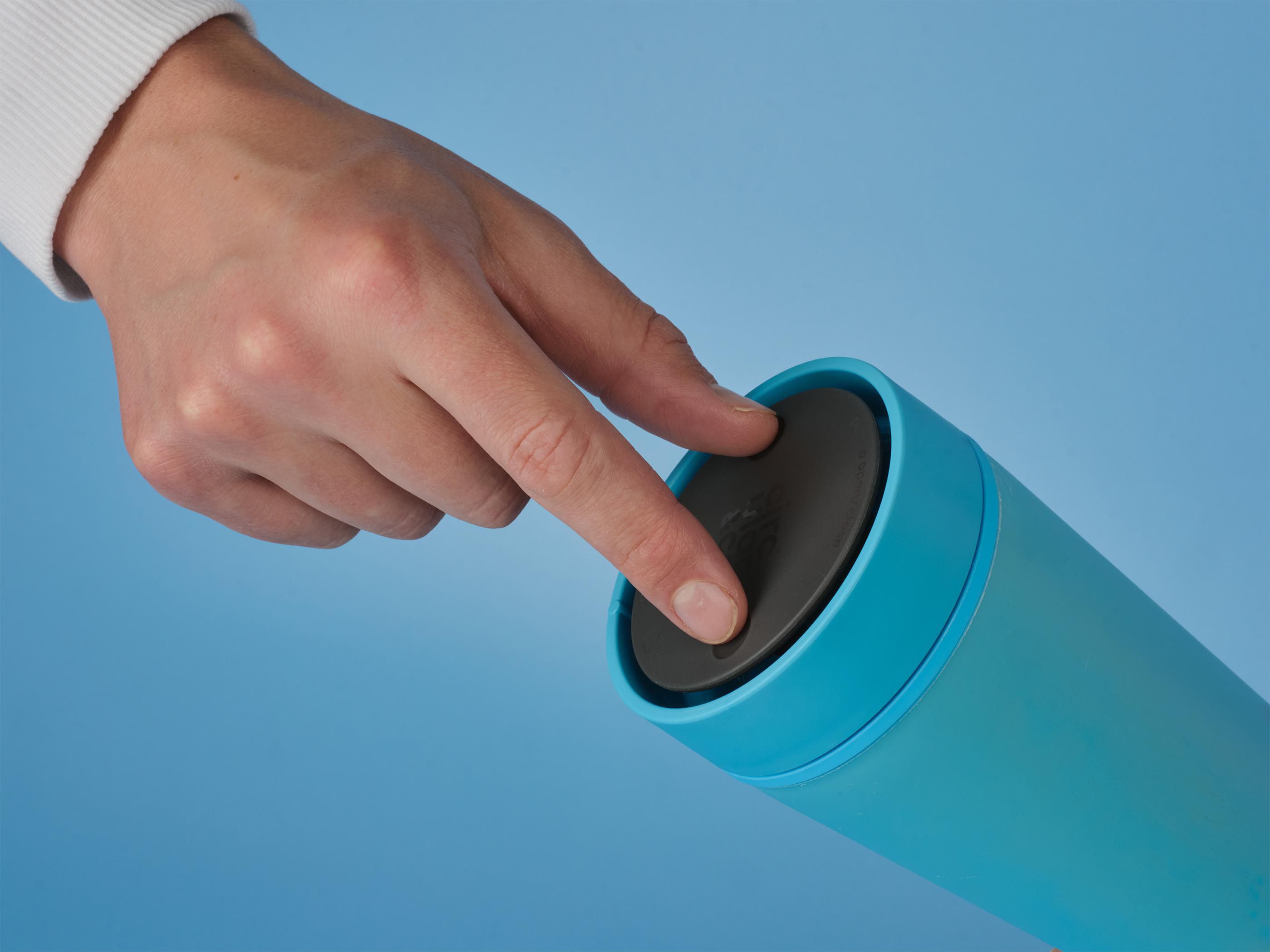 Vue 3 de Circular&Co Recycled Bubblegum Coffee Cup 340 ml mug