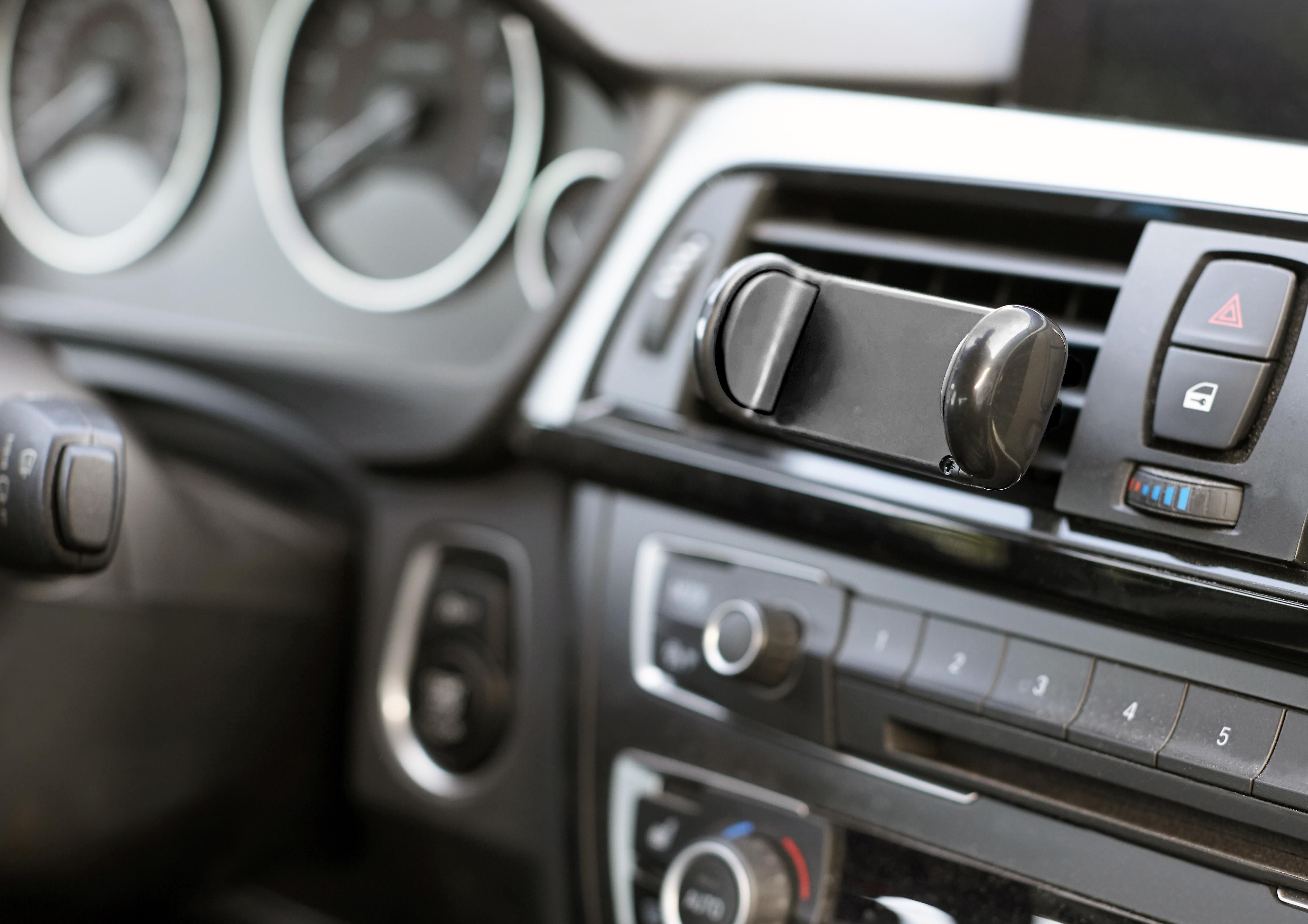 Vue 6 de Support téléphone Clayton | Voiture