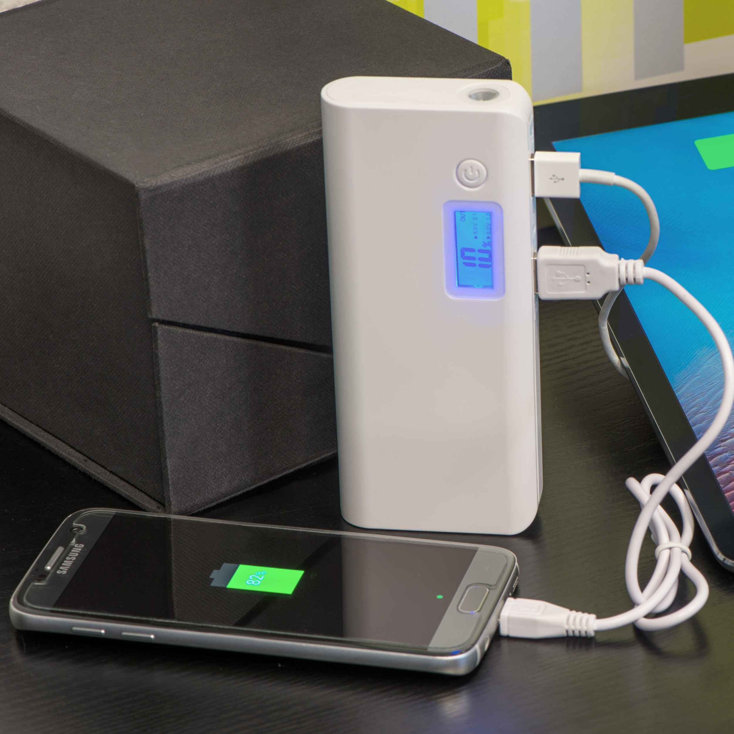 Vue 2 de Chargeur 10.000 mAh Stafford