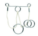 Lot de 2 casse-tête en métal, bois et corde de coton : 2 et 4 pièces respectivement. Présenté dans une boîte en papier recyclé. – Image 3